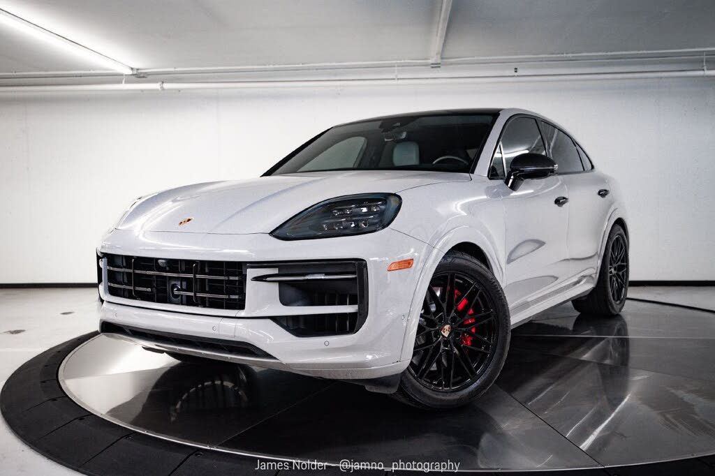 2024 Porsche Cayenne S
