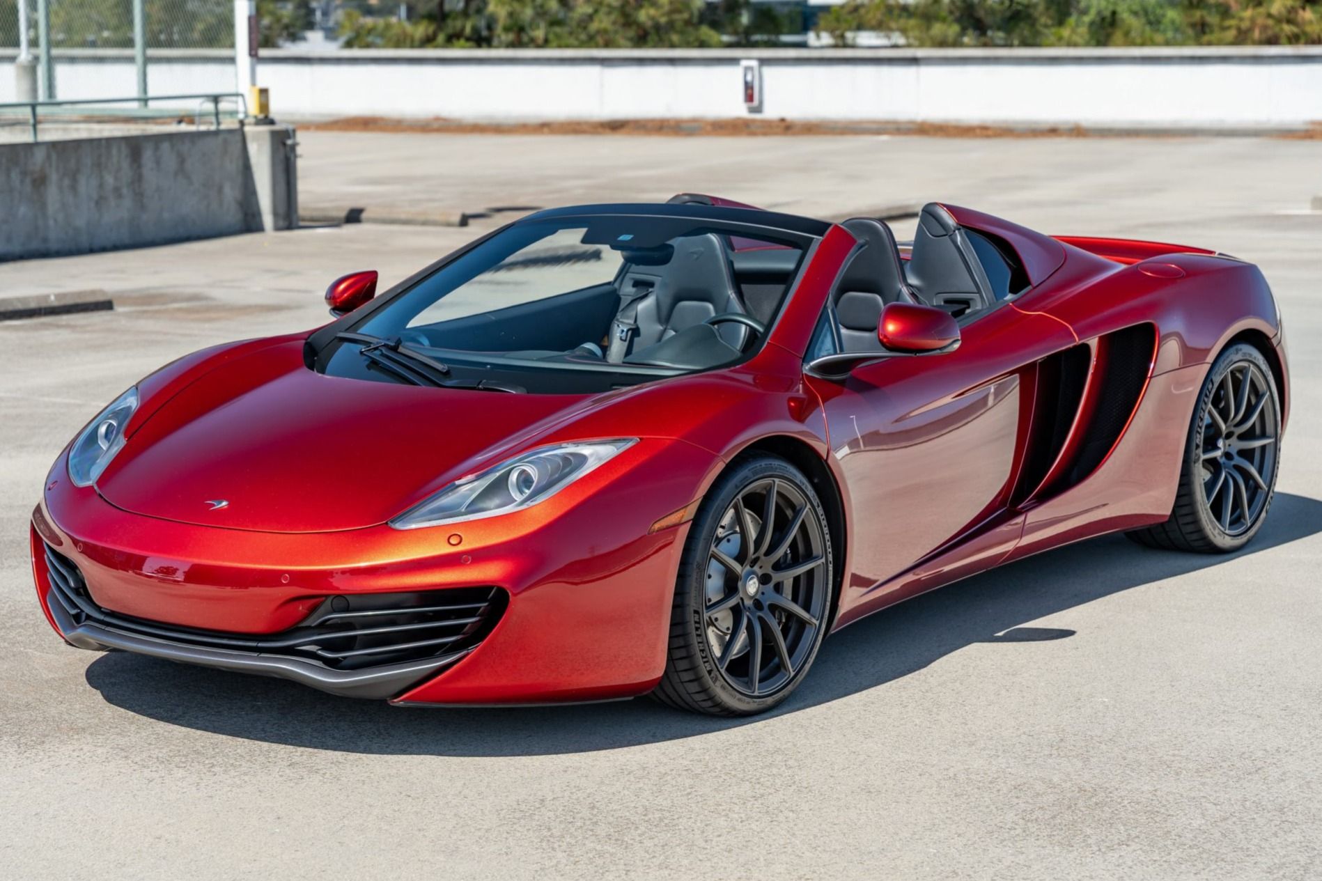 2013 McLaren MP4-12C Spider