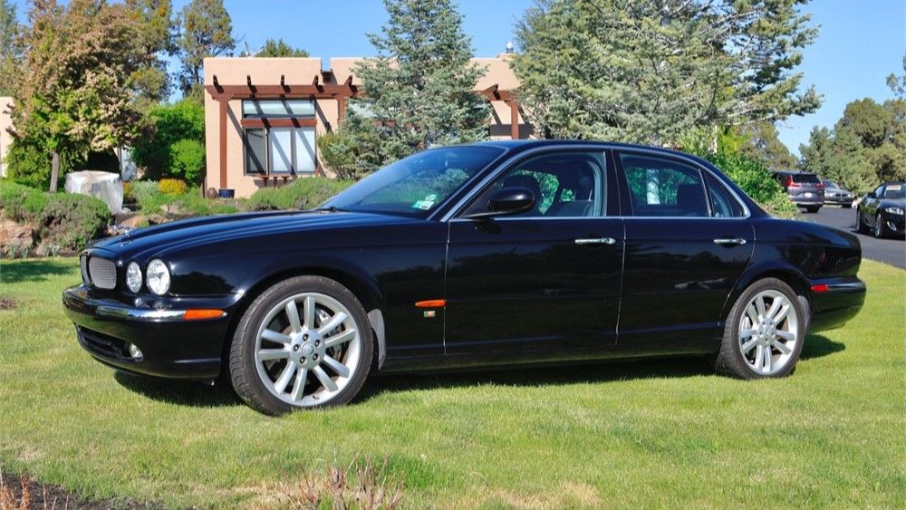 2004 Jaguar XJ XJR