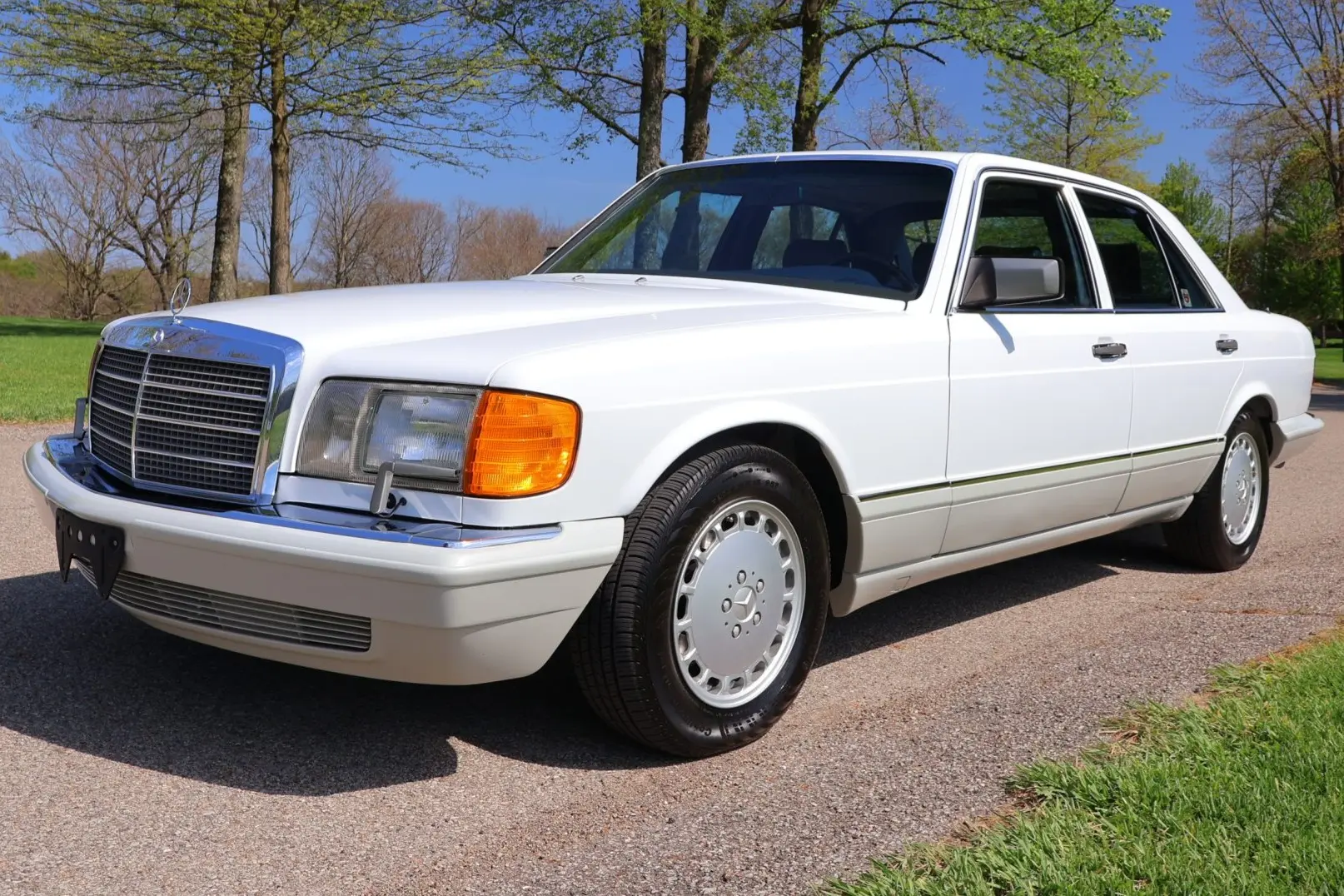 1990 Mercedes-Benz S-Class