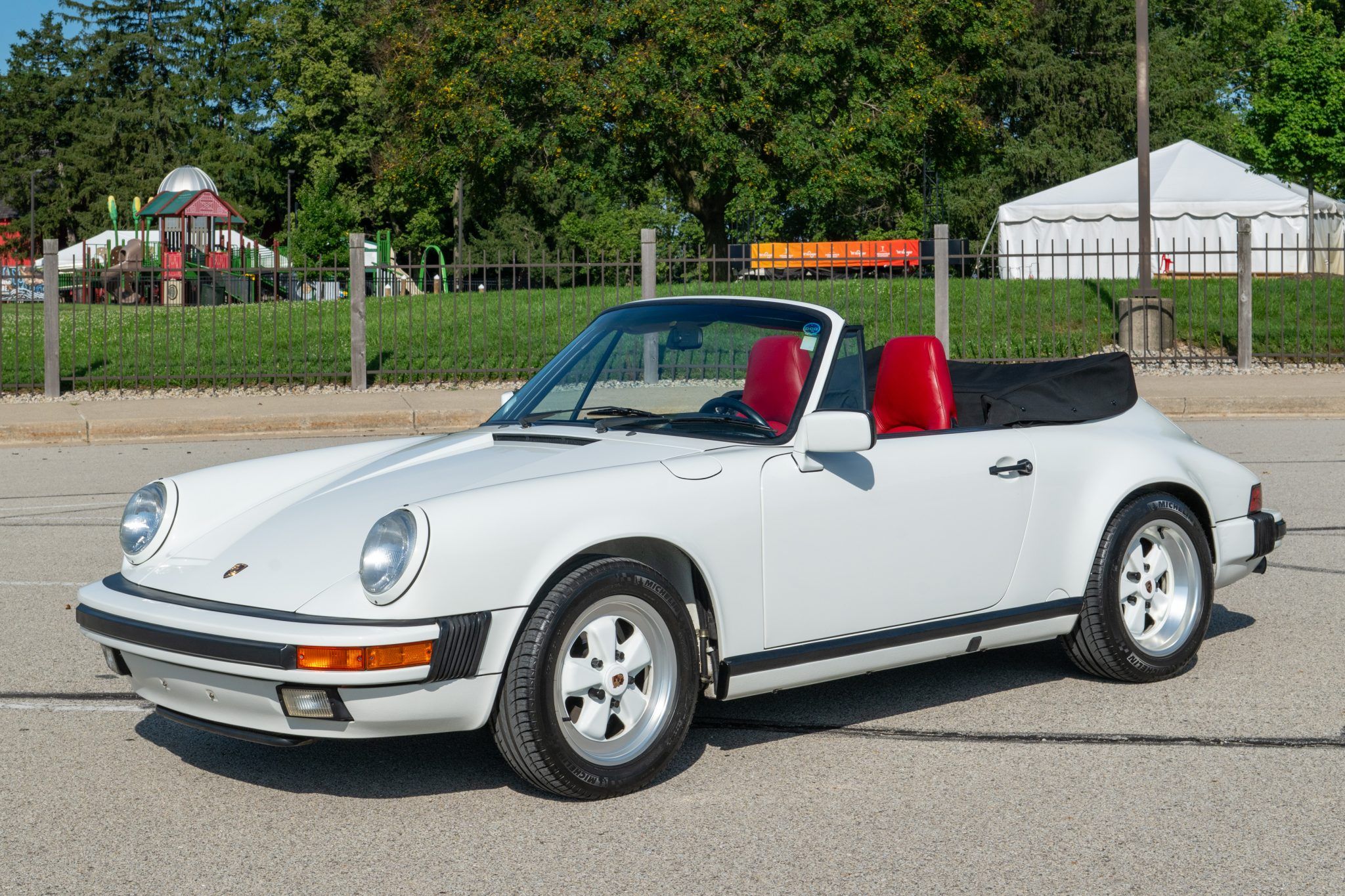 1989 Porsche 911 Cabriolet