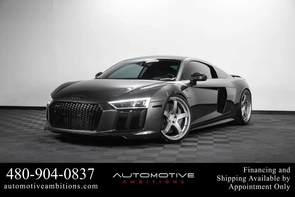 2017 Audi R8 V10 Plus