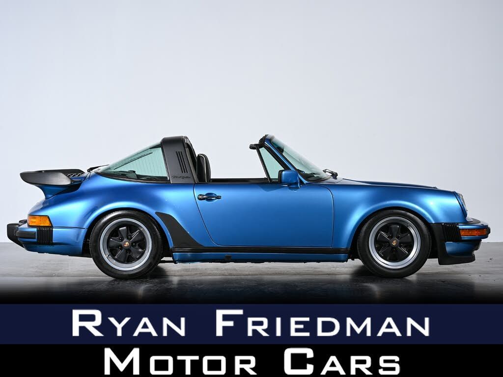 1989 Porsche 964 Carrera 4 Targa Study