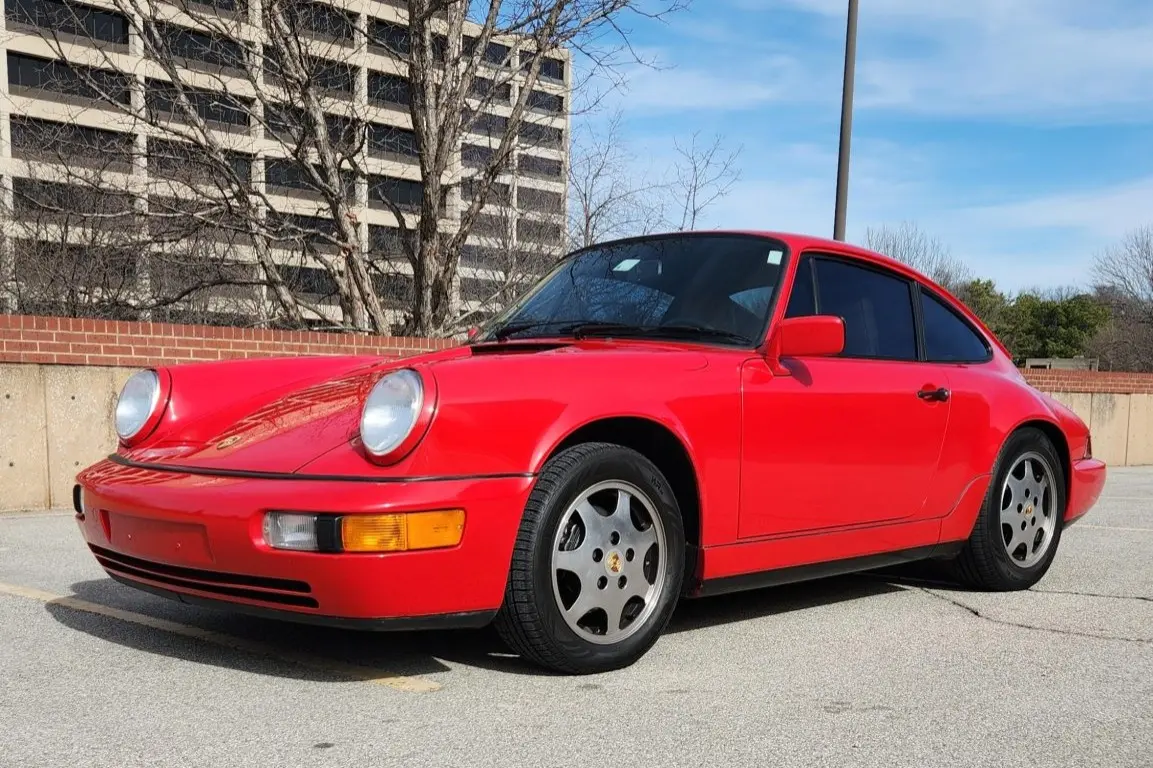 1990 Porsche 911 Carrera 4