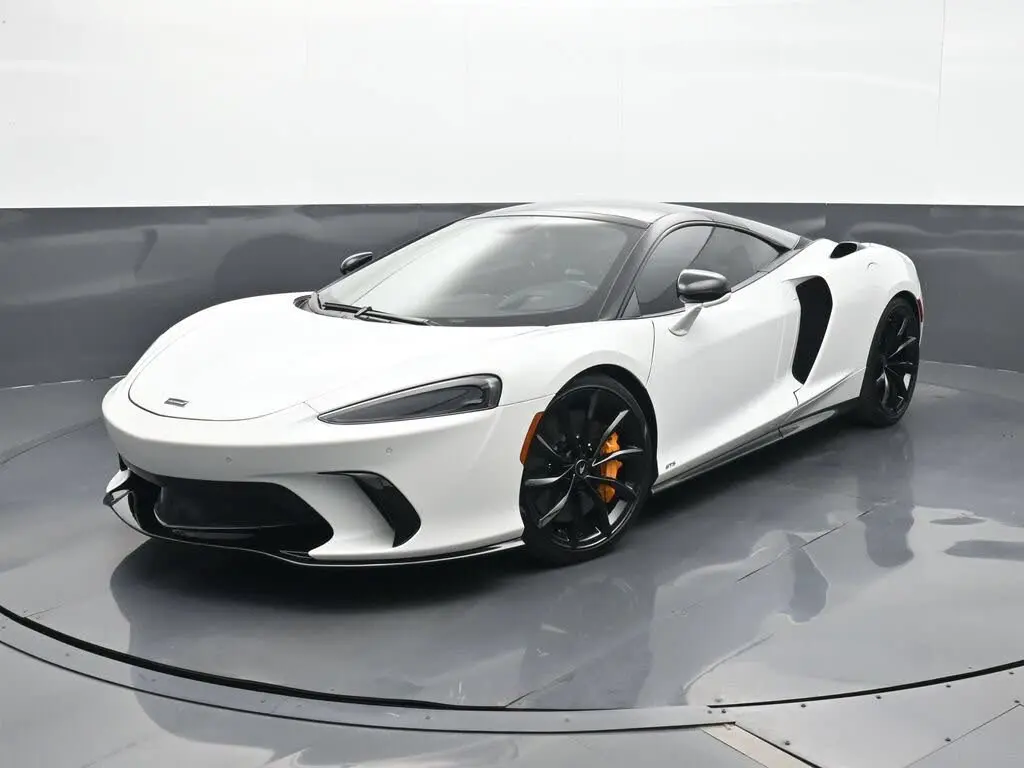 2025 McLaren GTS Coupe