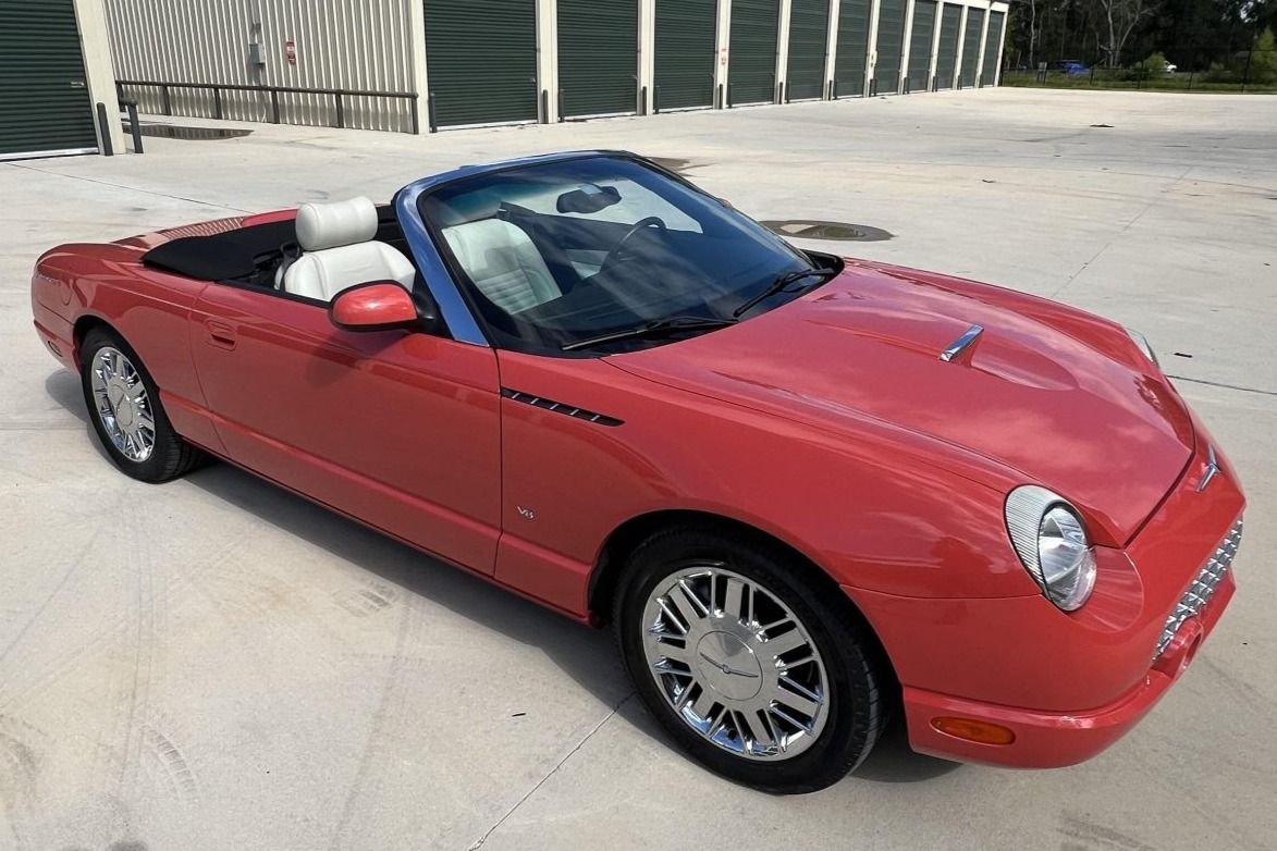 2003 Ford Thunderbird