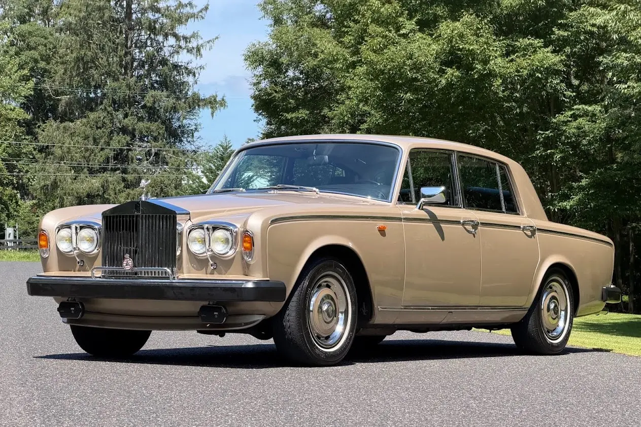 1977 Rolls-Royce Silver Shadow Saloon