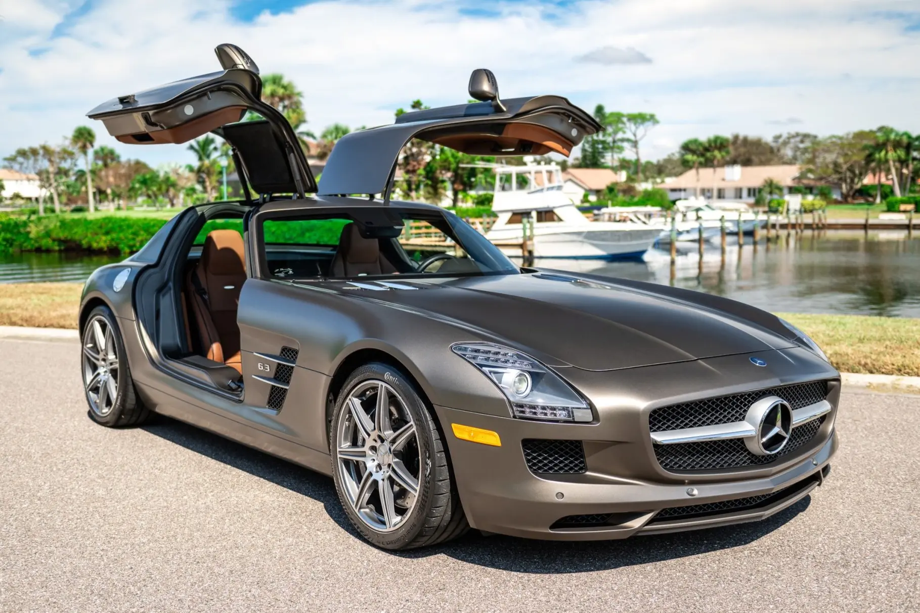 2011 Mercedes-Benz SLS AMG GT Final Edition