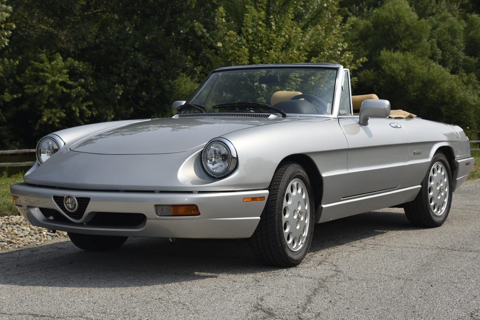 1992 Alfa Romeo 105 Series Spider