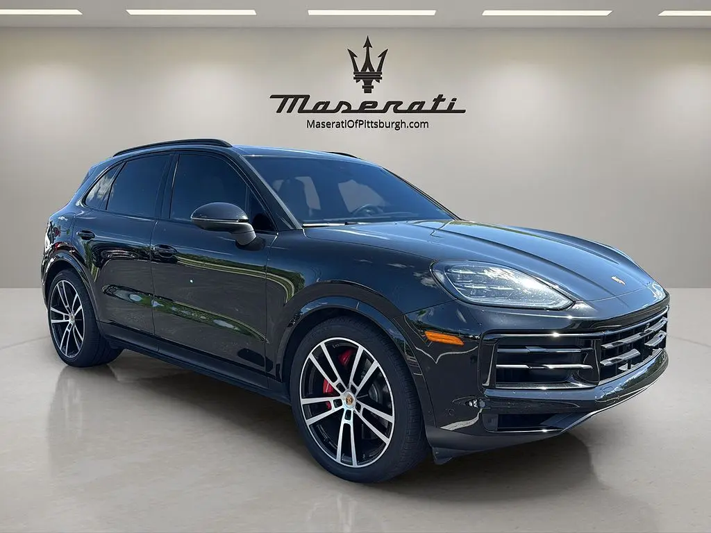 2024 Porsche Cayenne S