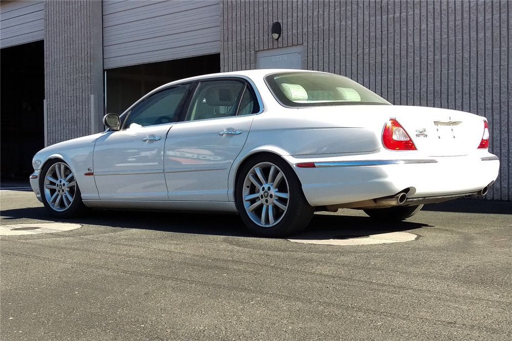 2004 Jaguar XJ XJR