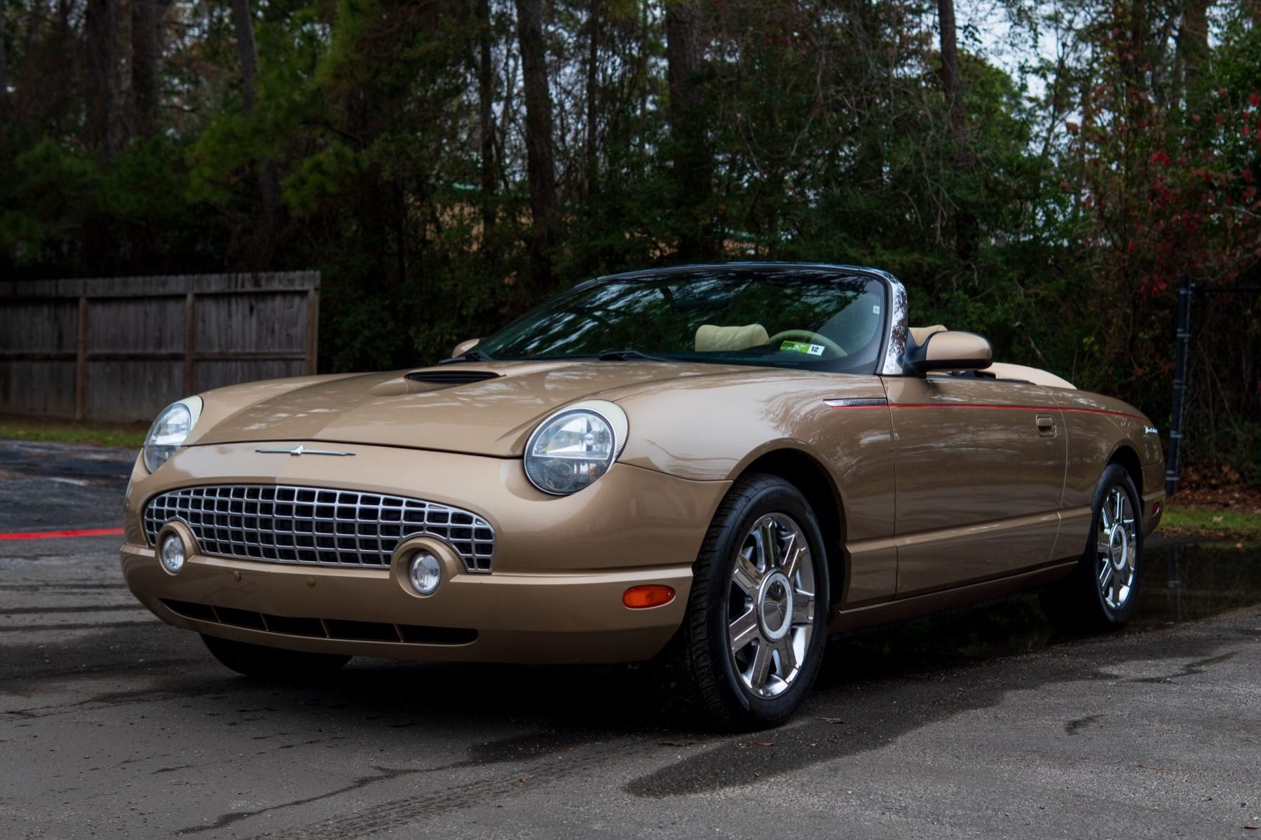 2005 Ford Thunderbird