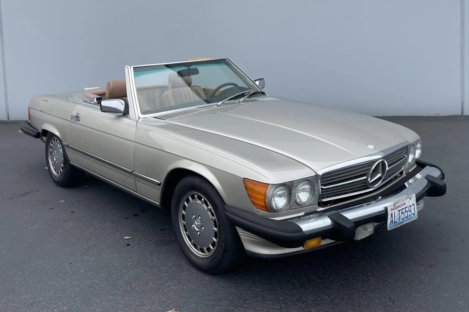 1986 Mercedes-Benz SL-Class 560SL