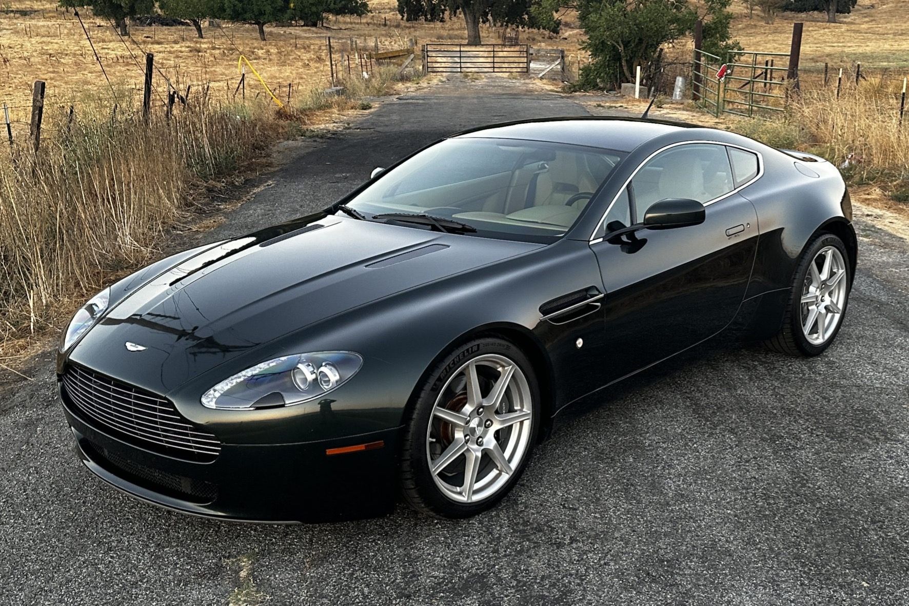 2007 Aston Martin Vantage Vantage 4.3 Coupe