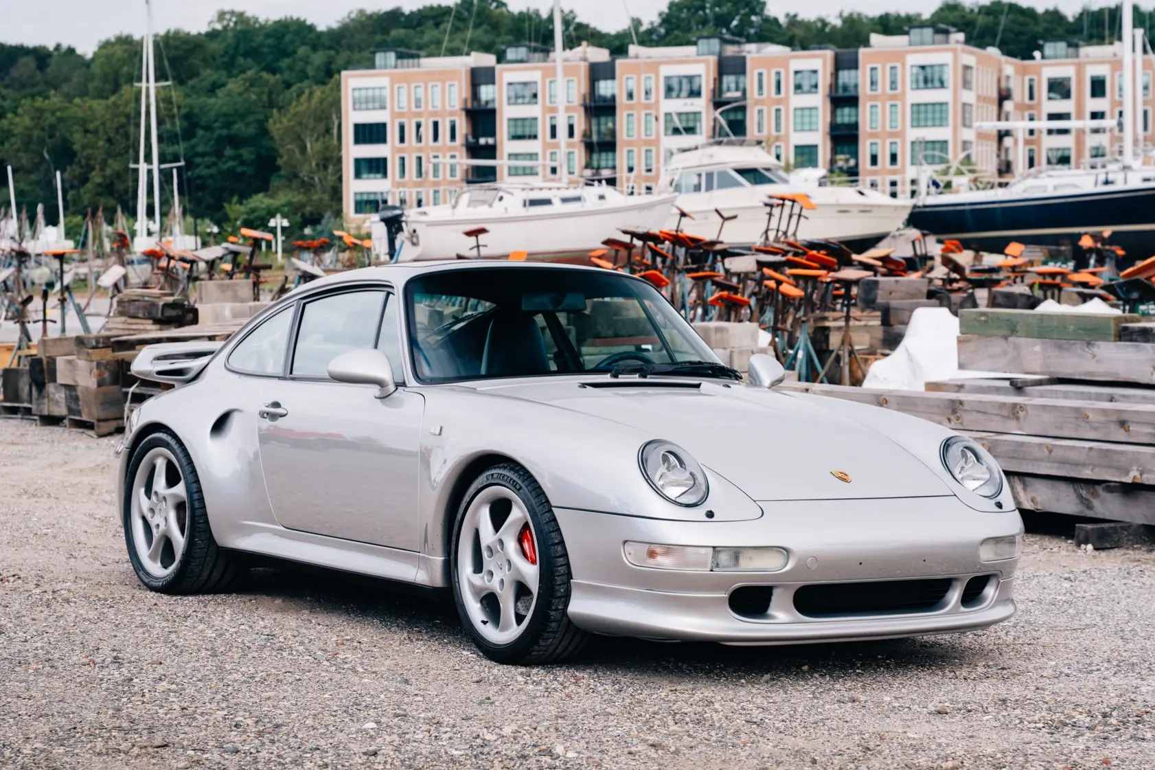 1997 Porsche 911 Carrera 4S