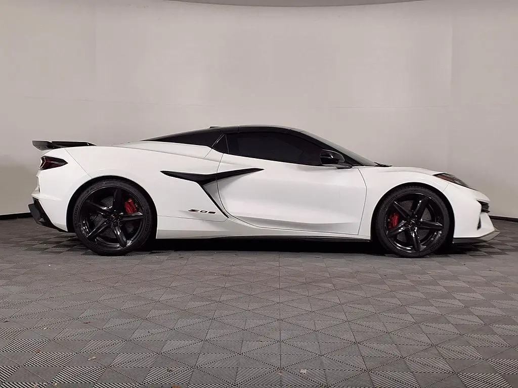 2025 Chevrolet Corvette Z06
