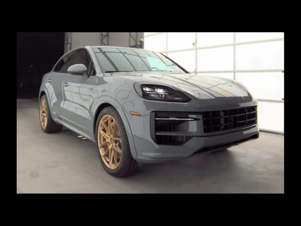 2024 Porsche Cayenne S