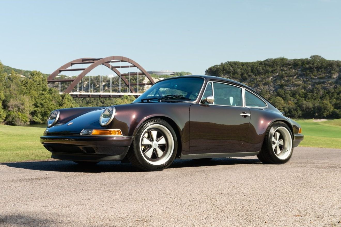 1990 Porsche 911 Carrera 2 Classic Study