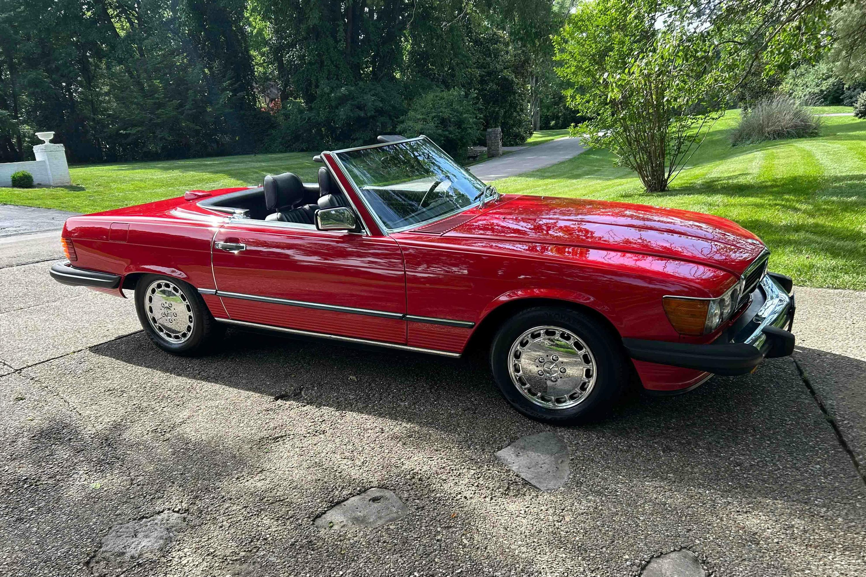 1986 Mercedes-Benz SL-Class 560SL