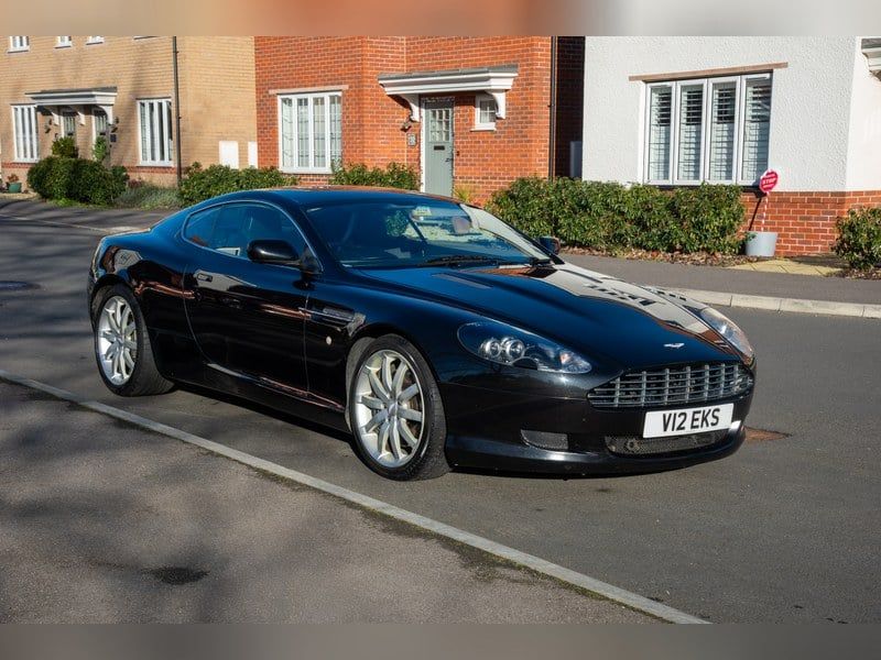 2005 Aston Martin DB9 Coupe