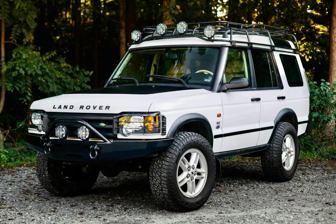 1998 Land Rover Discovery, sold Oct 2026
