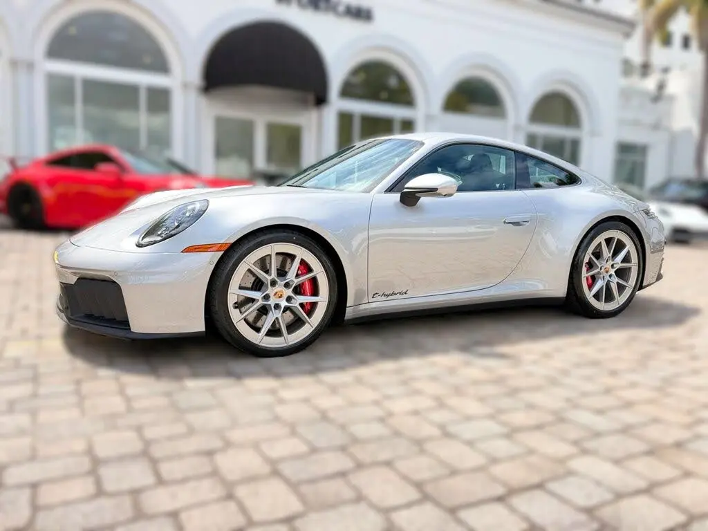 2026 Porsche 992.2 Carrera 4 GTS