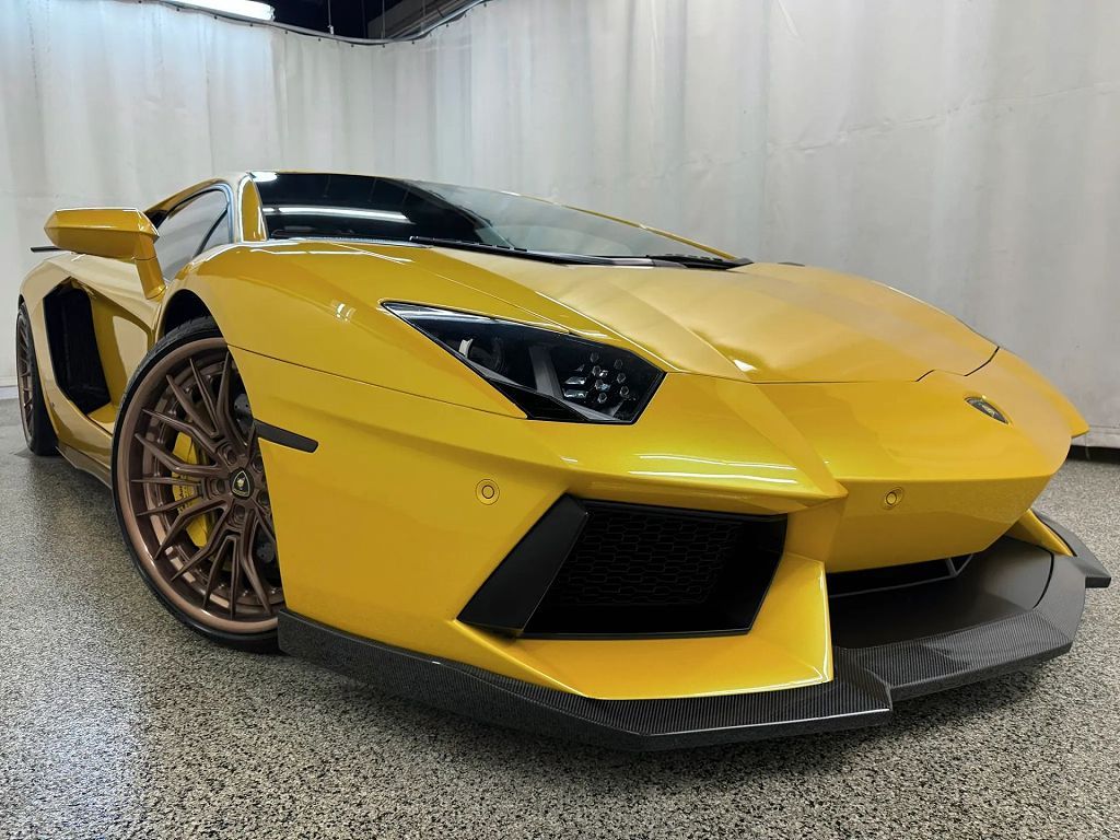 2012 Lamborghini Aventador LP700-4