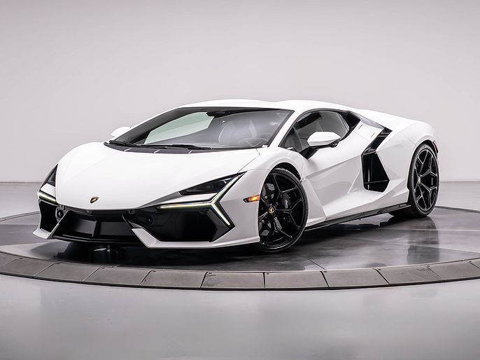2026 Lamborghini Revuelto