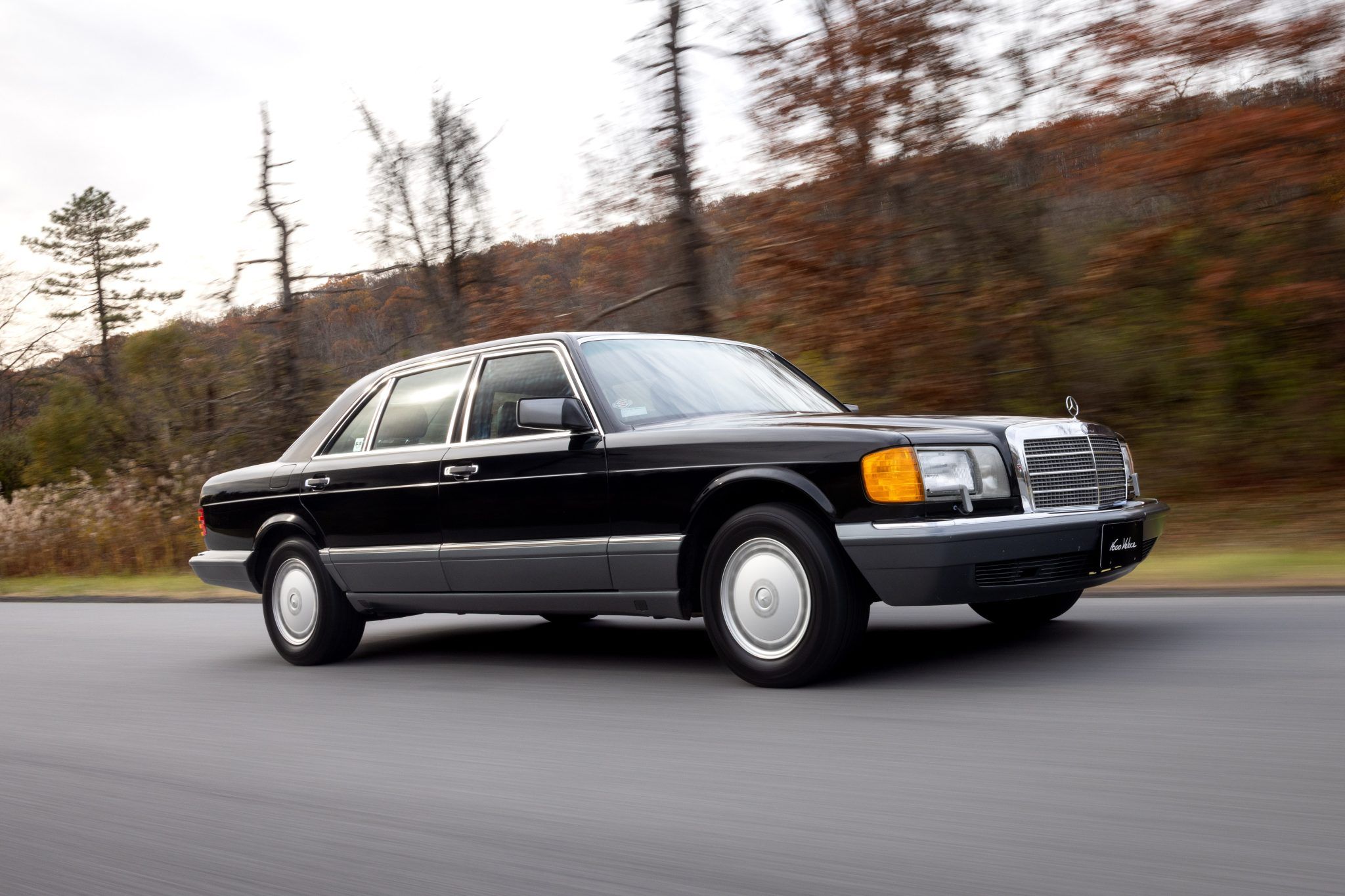 1989 Mercedes-Benz SL-Class 560SL