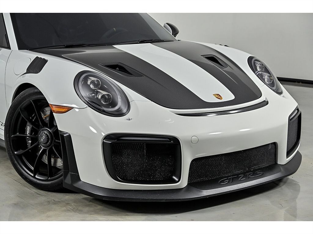 2019 Porsche 911 GT2 RS