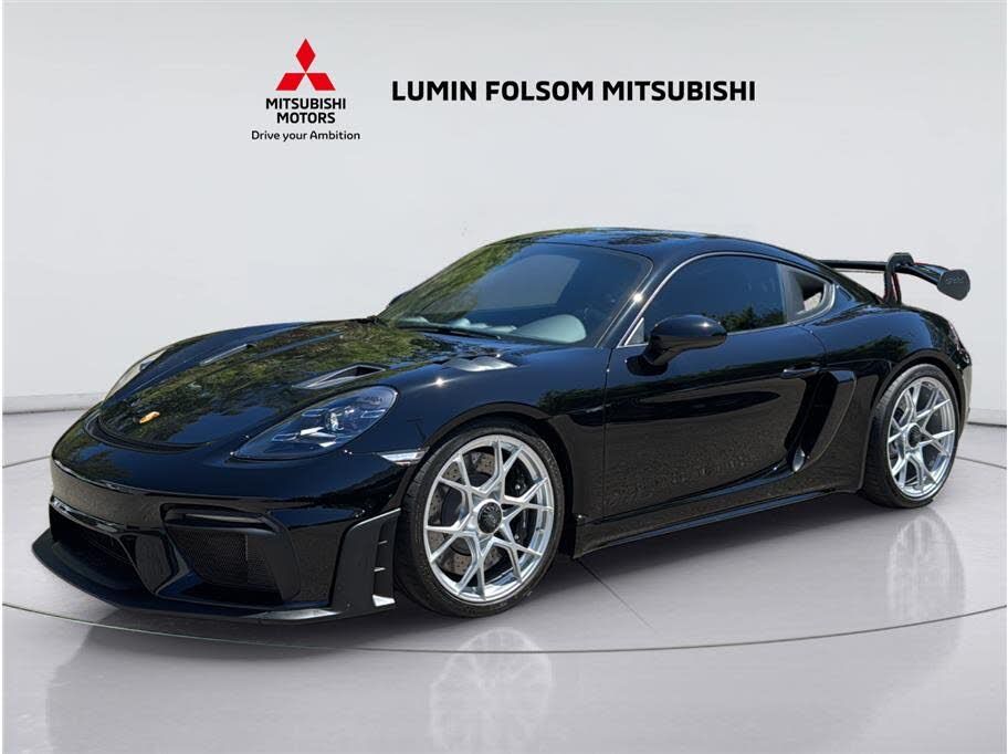 2025 Porsche Cayman GT4