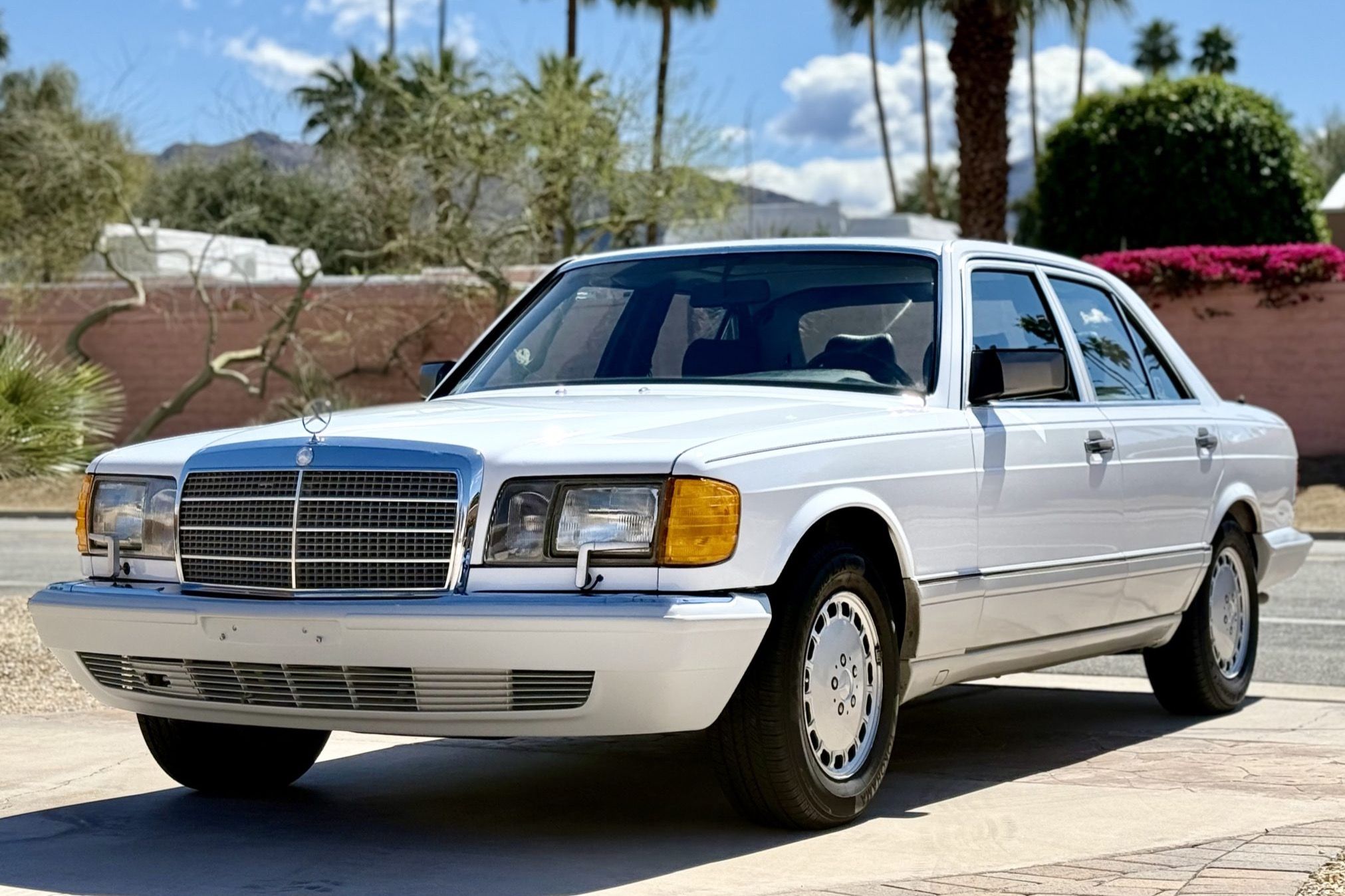 1991 Mercedes-Benz S-Class