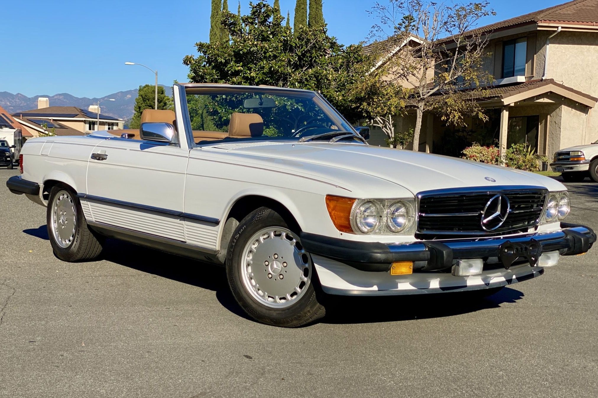 1988 Mercedes-Benz SL-Class 560SL