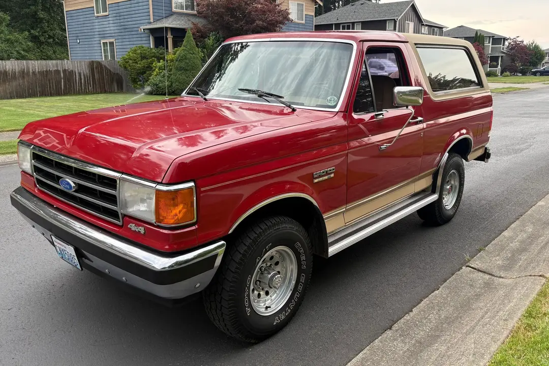 1987 Ford Bronco, sold Aug 2026