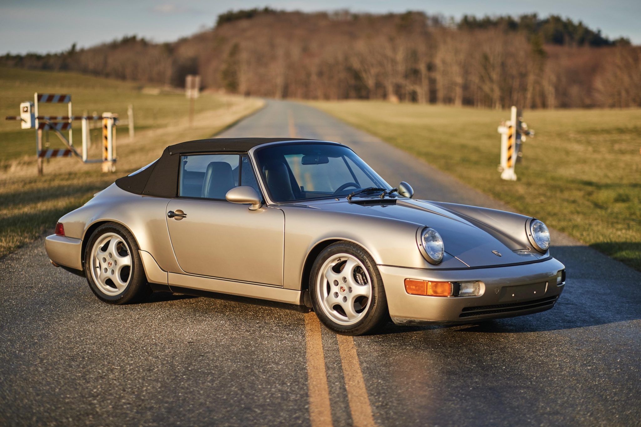 1992 Porsche 911 Carrera 2 Cabriolet