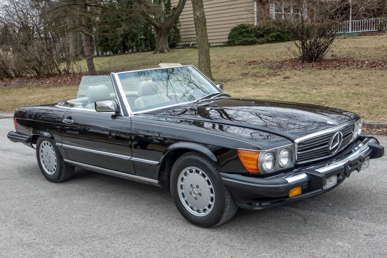 1987 Mercedes-Benz SL-Class 560SL