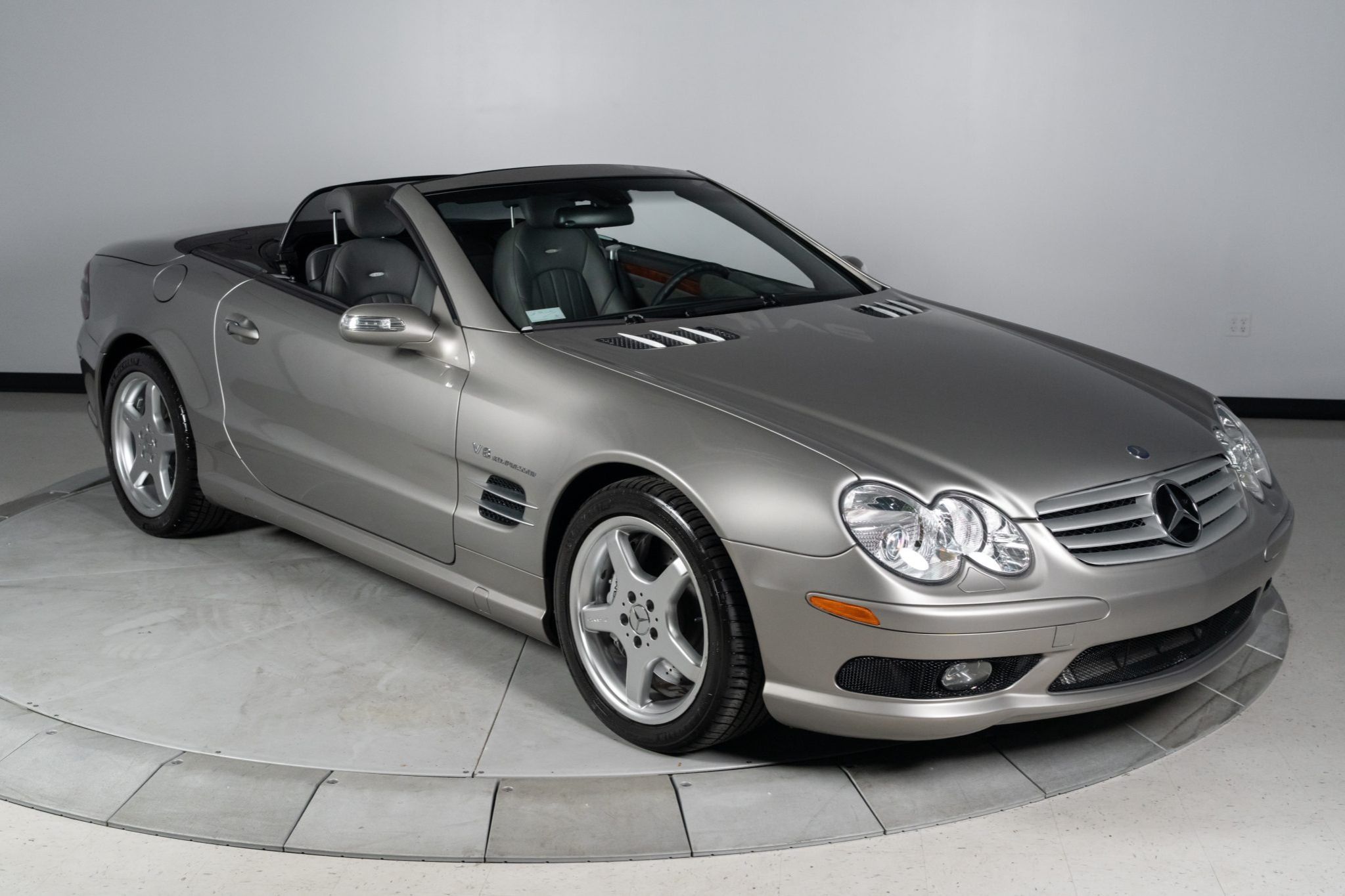 2004 Mercedes-Benz SL-Class