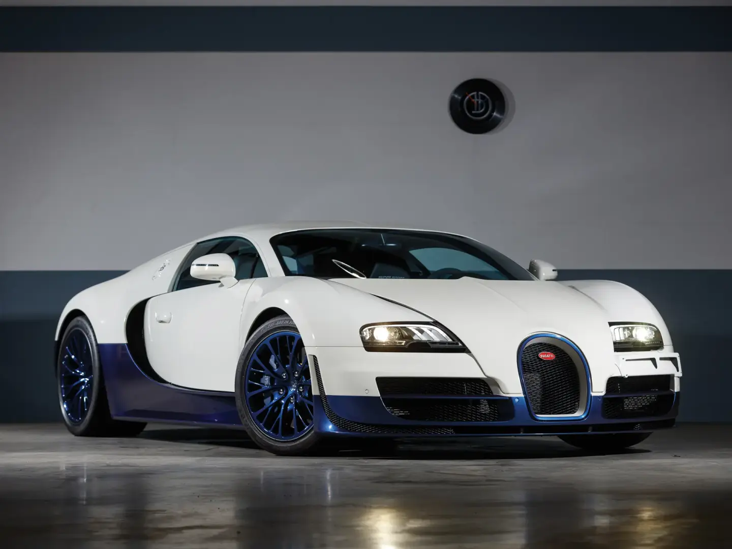 2010 Bugatti Veyron Super Sport, sold Feb 2020