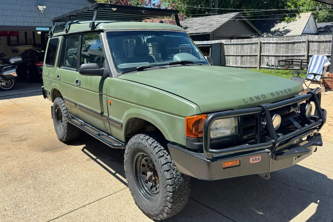 1989 Land Rover Discovery, sold Jun 2026