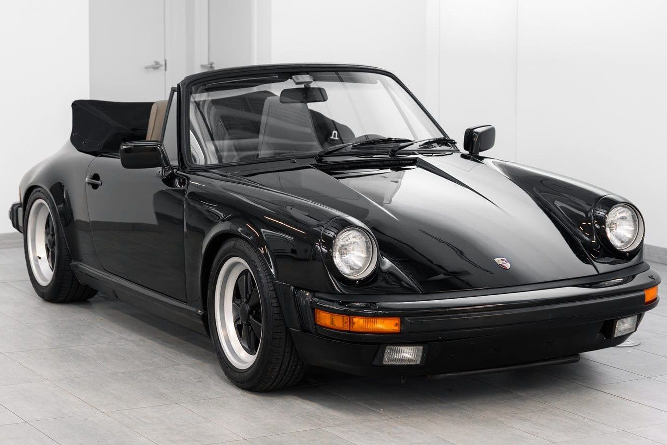 1986 Porsche 911 Cabriolet