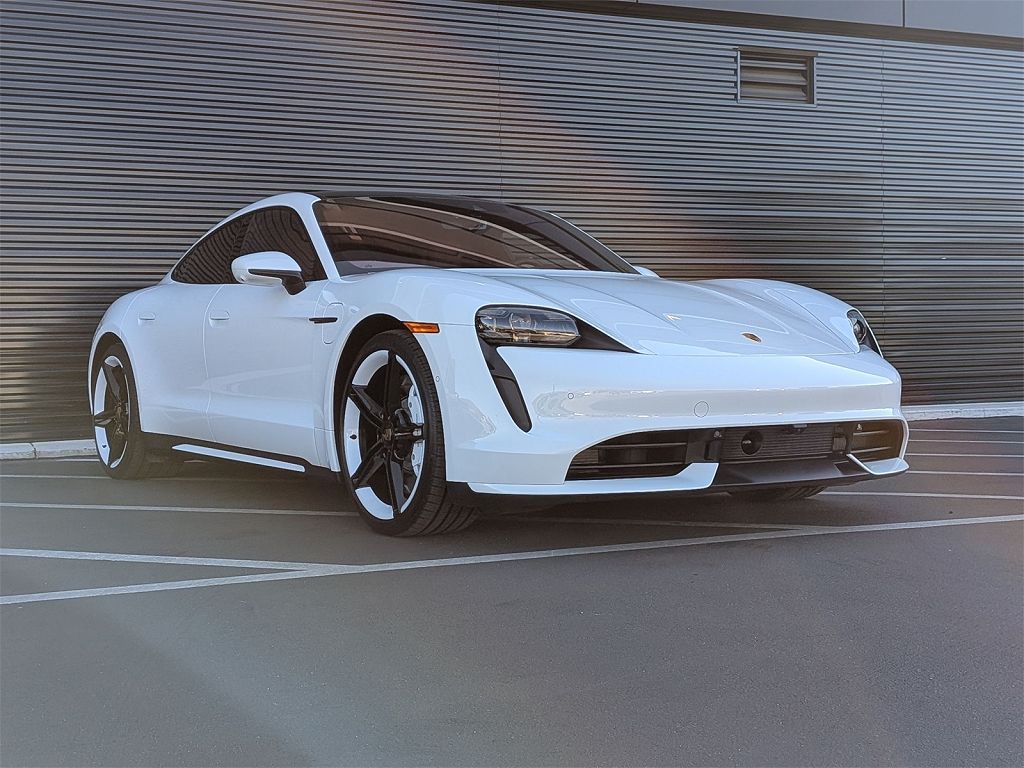 2022 Porsche Taycan Turbo S