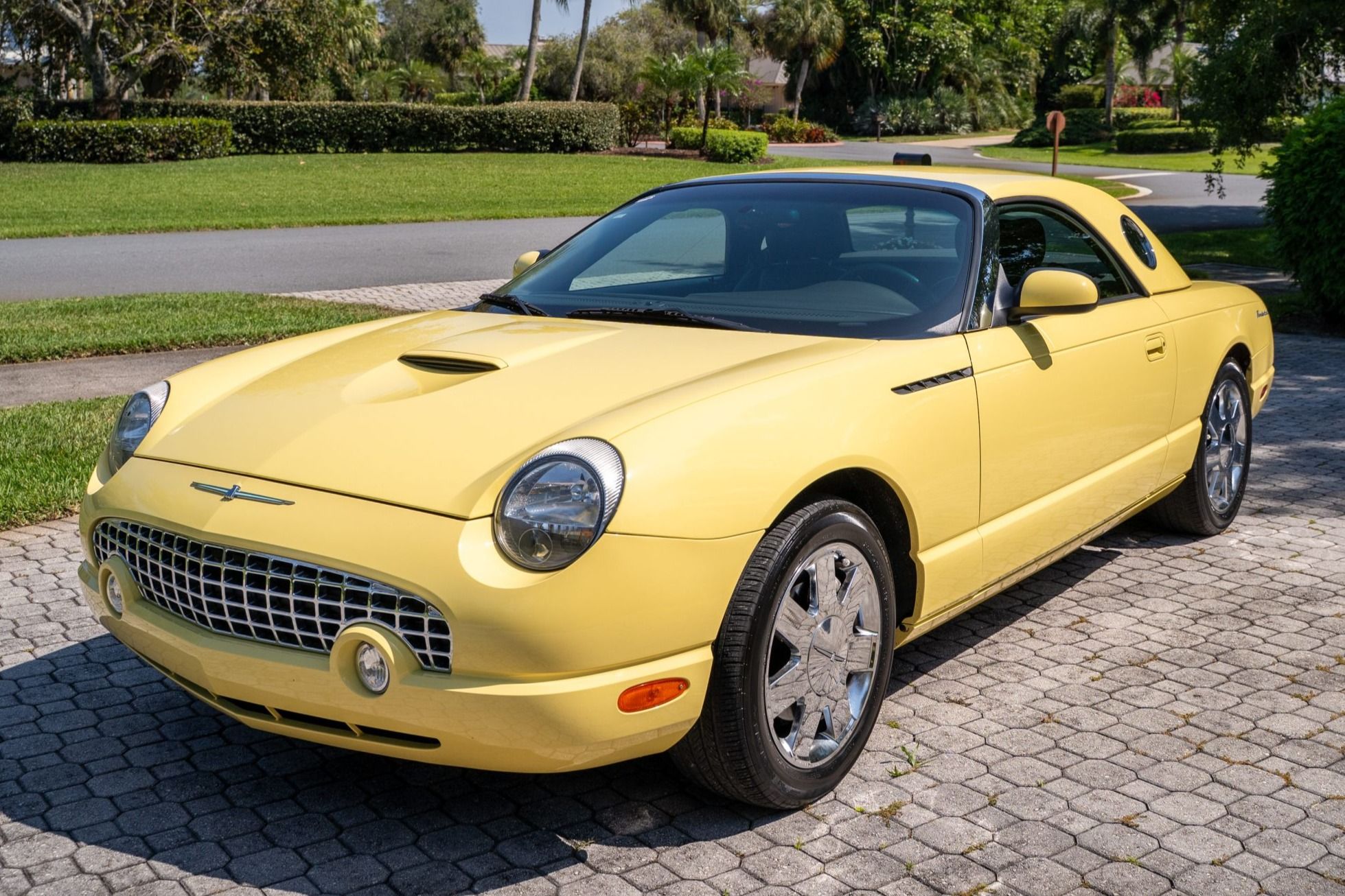 2002 Ford Thunderbird