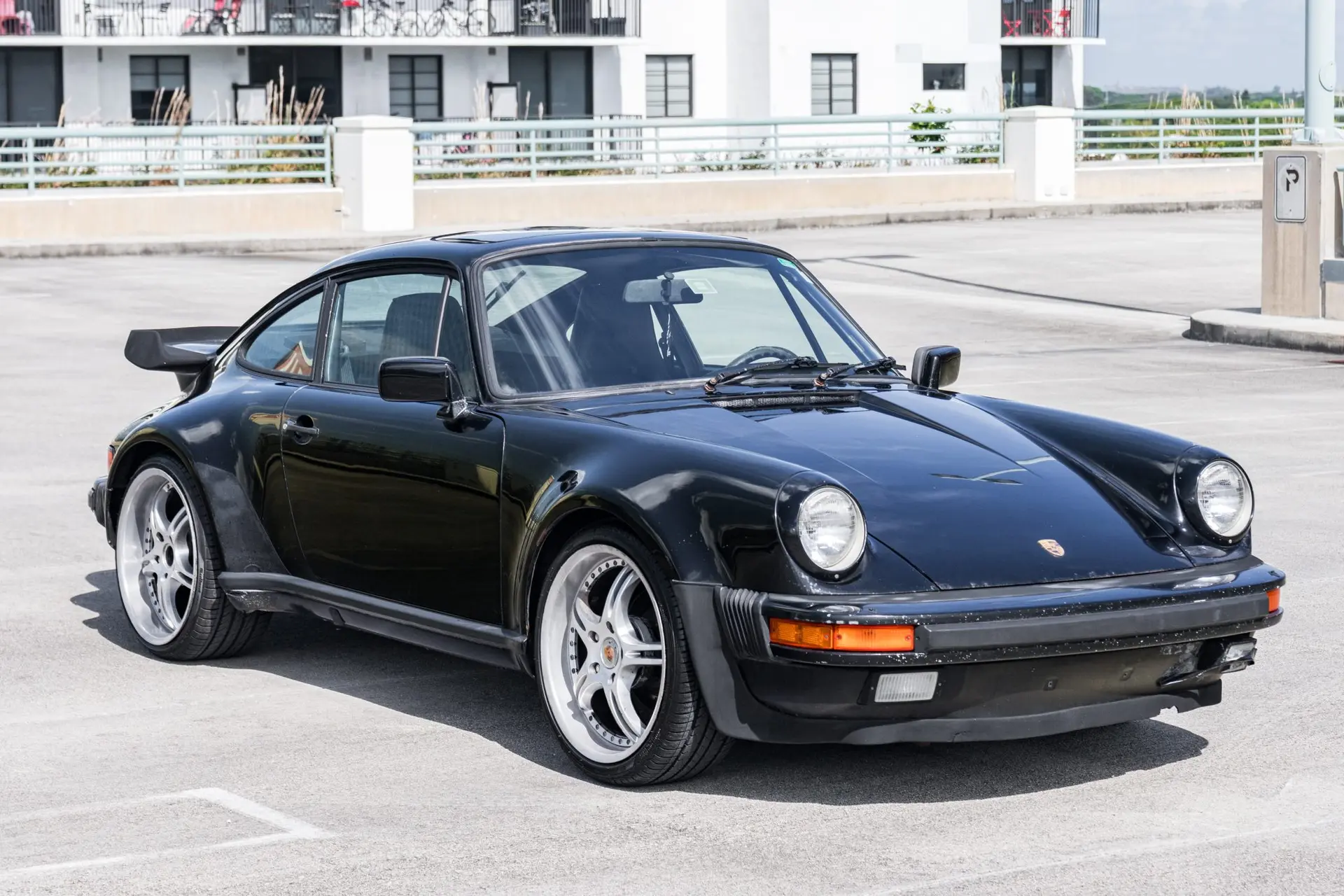 1986 Porsche 911 Coupe