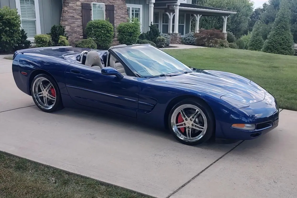 2004 Chevrolet Corvette