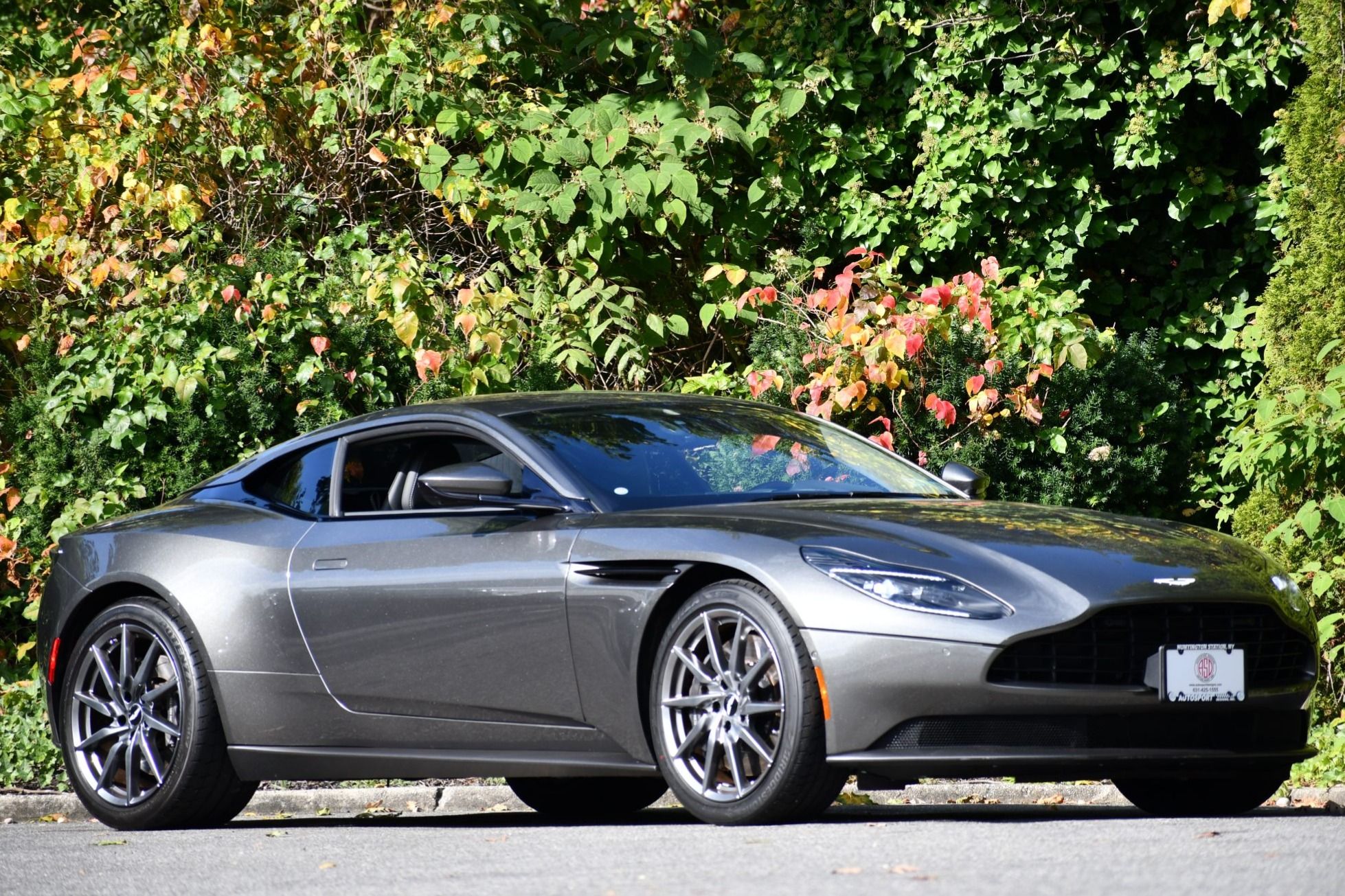 2018 Aston Martin DB11 V8
