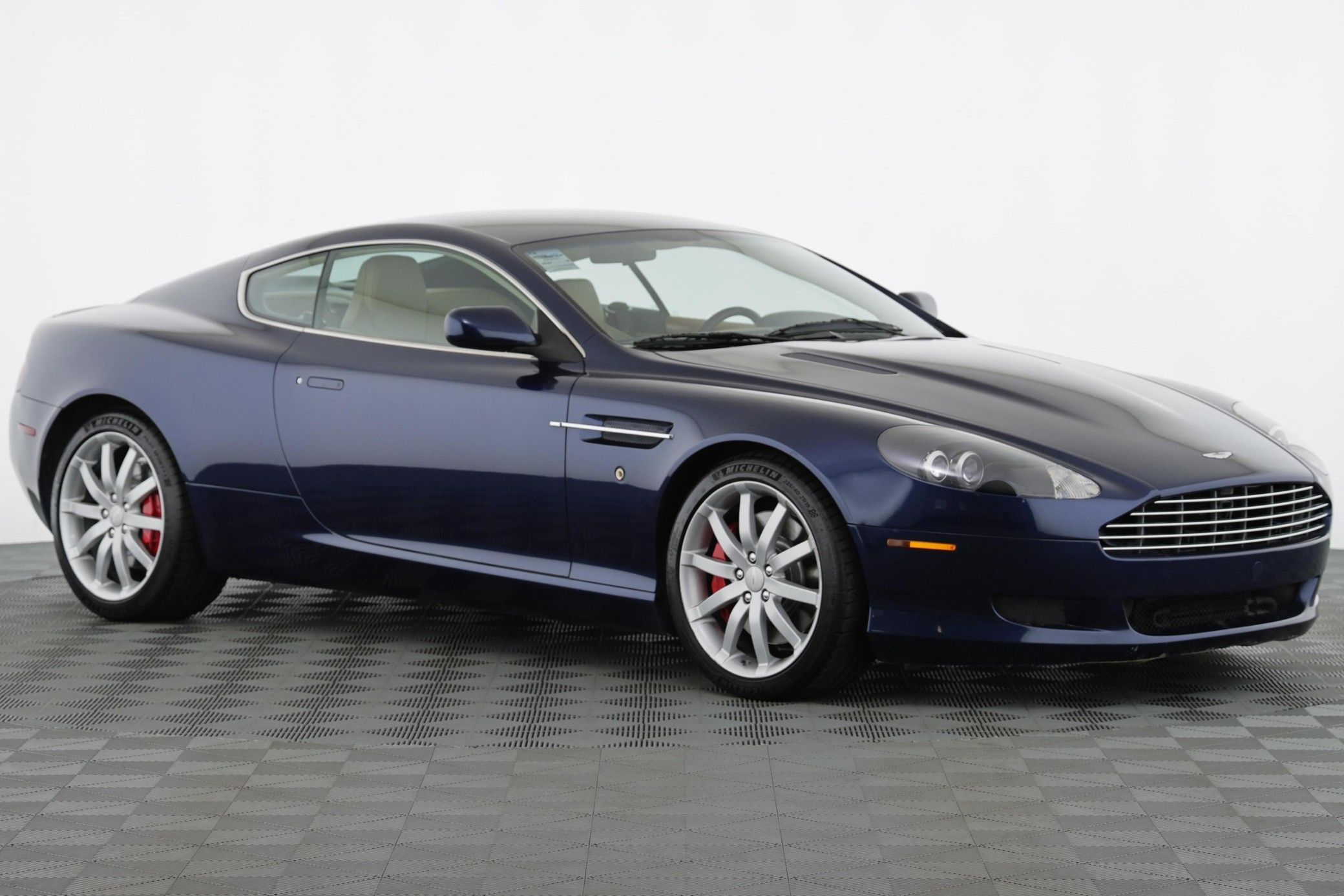 2005 Aston Martin DB9 Coupe