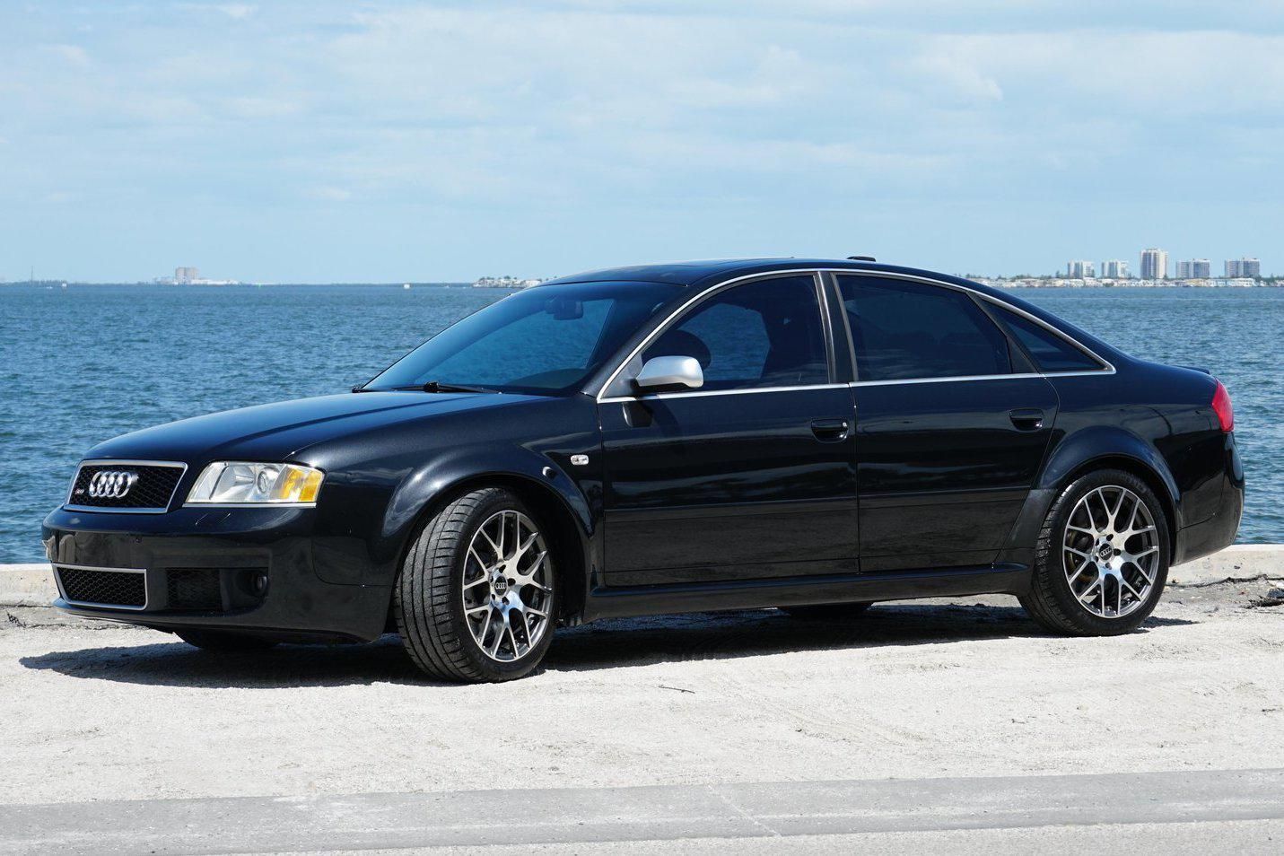 2003 Audi RS6 Avant