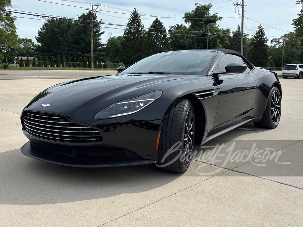 2019 Aston Martin DB11 Volante