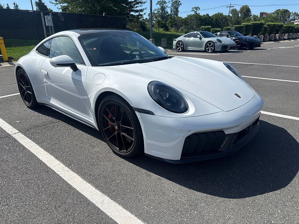 2026 Porsche 992.2 Carrera 4 GTS