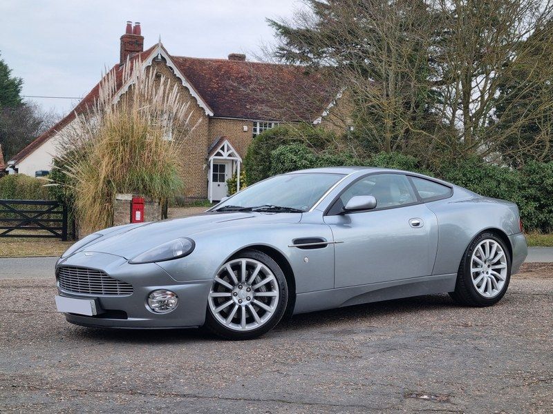 2004 Aston Martin Vanquish V12 Vanquish